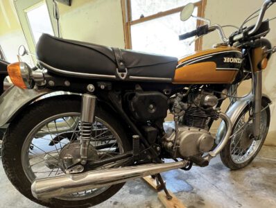 How to: Change a Motorcycle Tire and Adjust the Timing Image